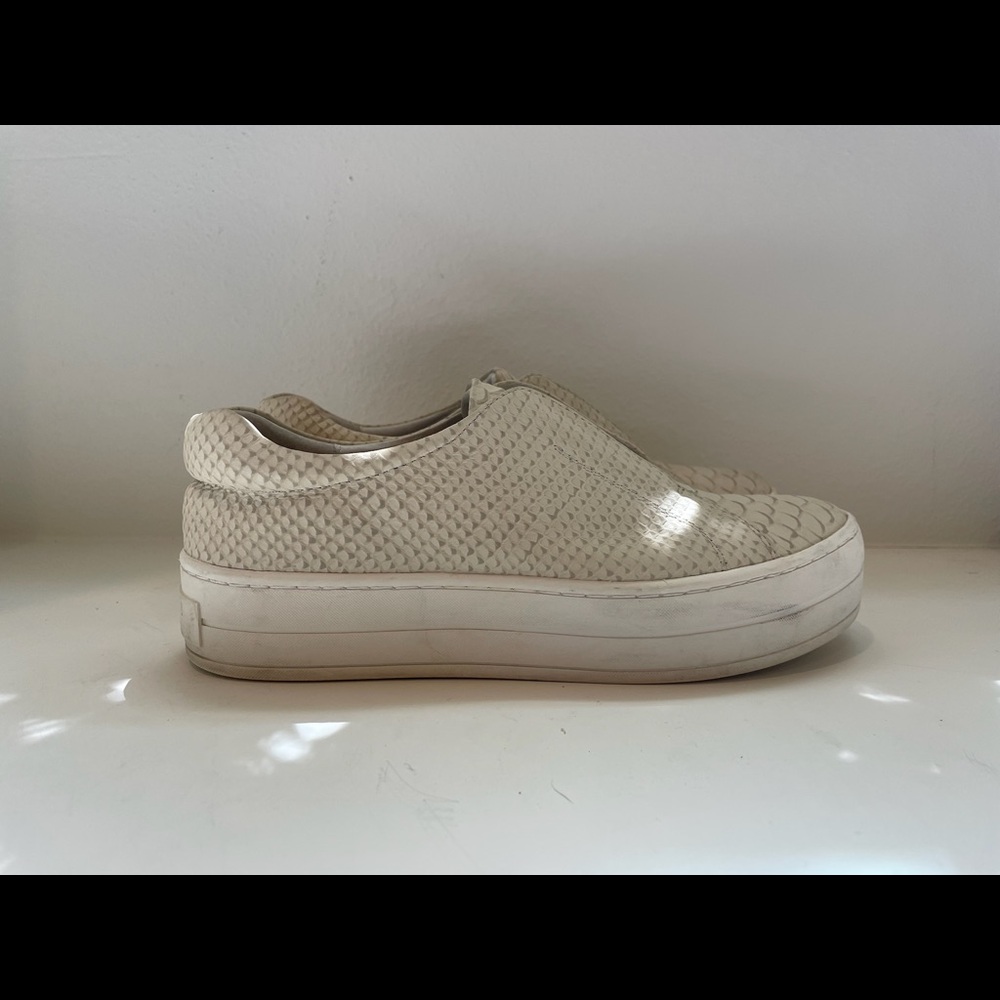 JSlides crocodile sneakers